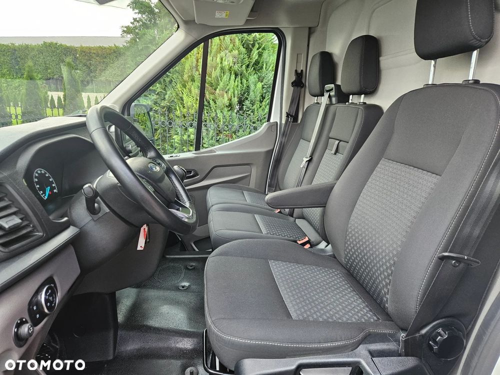Ford Transit - 11