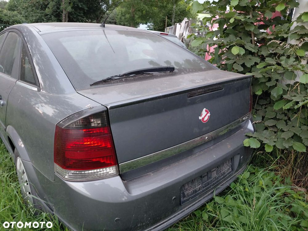 części OPEL VECTRA C 2.2 diesel hatchback KLAPA TYŁ Z155 - 1