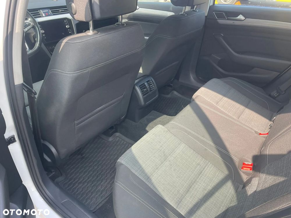 Volkswagen Passat 1.5 TSI EVO Highline DSG - 10