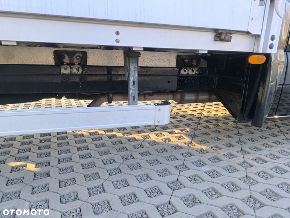 Mercedes-Benz Sprinter 319 CDI - 19