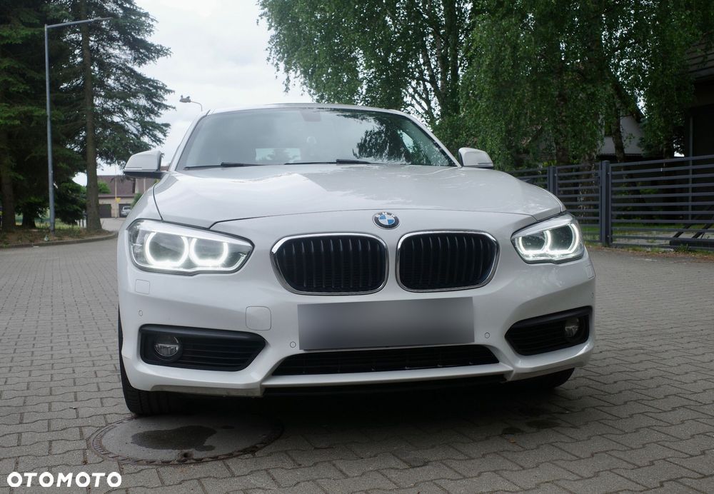BMW Seria 1 118d Sport Line - 2
