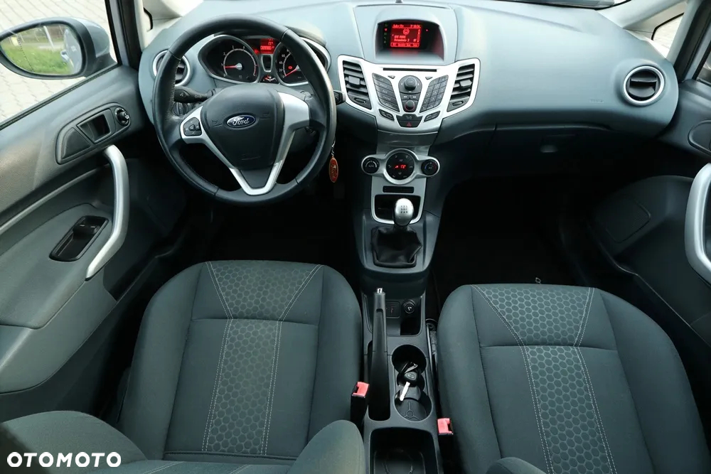 Ford Fiesta - 6