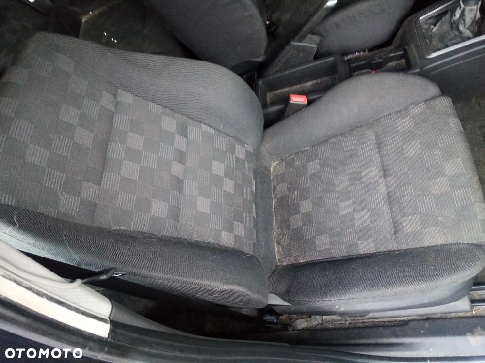 OPEL VECTRA C GTS Z18XE 02 - 05 - RADIO RADIOODTWARZACZ - 24