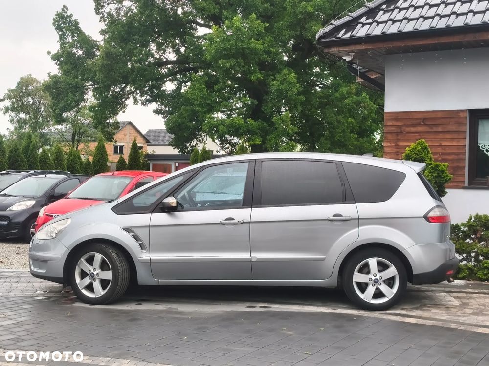 Ford S-Max 2.0 TDCi DPF Titanium - 13