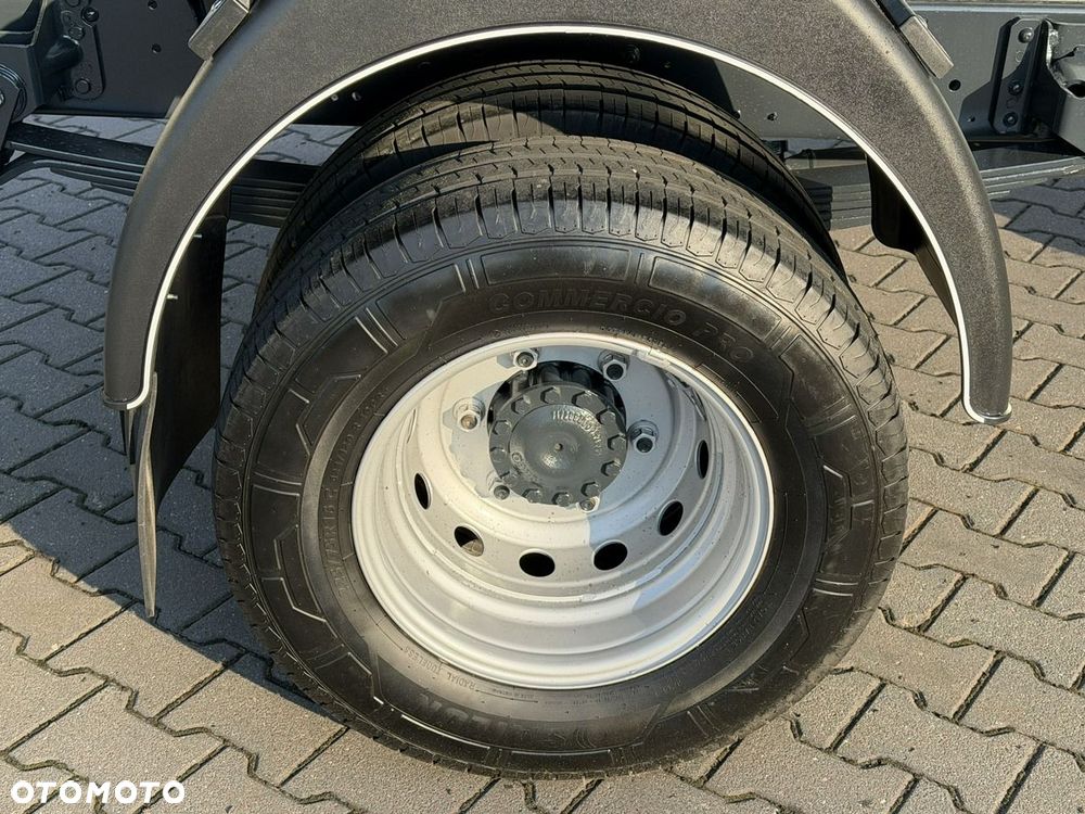 Iveco Daily 70C18 V H - 11