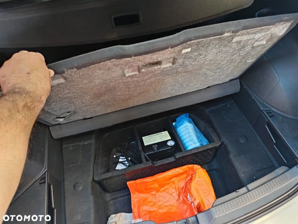 Toyota Verso 1.8 Prestige MS - 8
