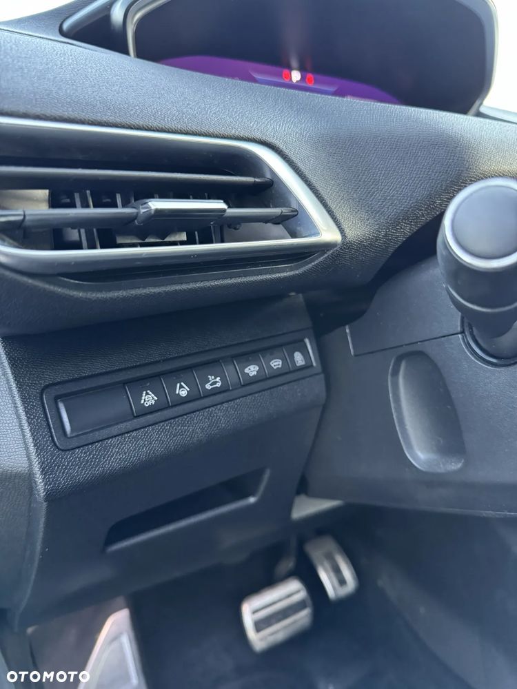 Peugeot 5008 - 23