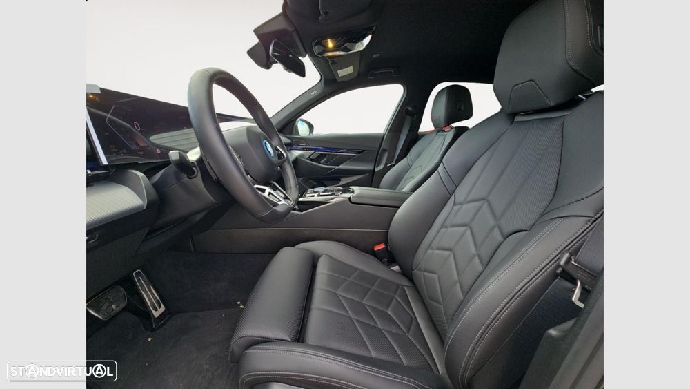 BMW 530 e Pack Desportivo M - 10