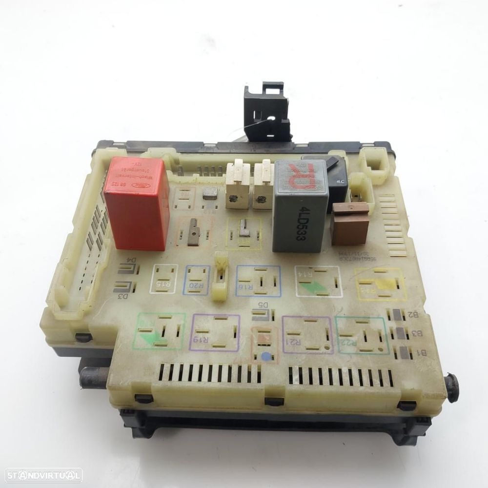 CAIXA DE RELES FUSÍVEIS FORD ESCORT - 1