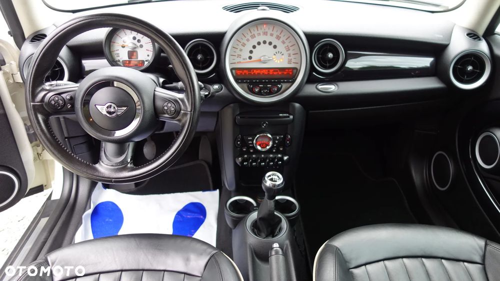 MINI Clubman Cooper Hyde Park - 16