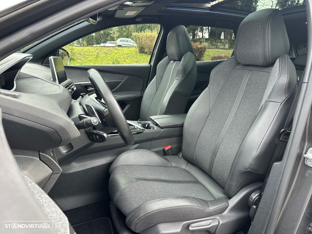 Peugeot 3008 1.6 Hybrid4 GT Pack e-EAT8 - 5