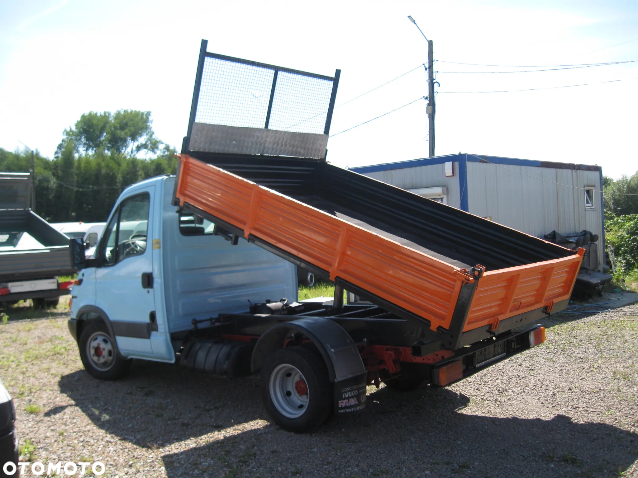 Iveco DAILY 35C. ORYGINALNA  WYWROTKA NA 3- STRONY Z WŁOCH. - 2
