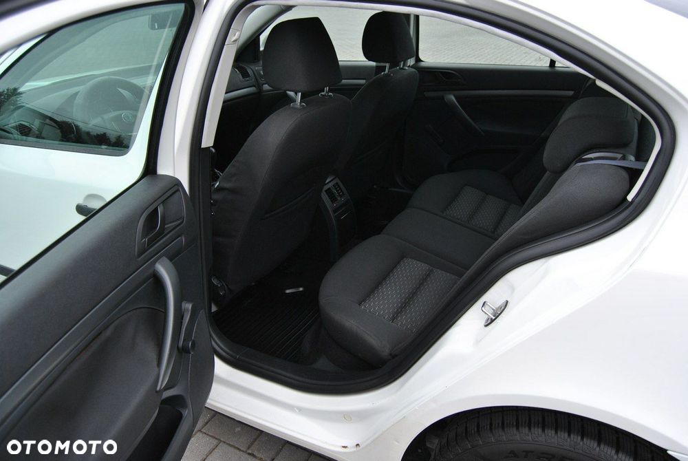 Skoda Octavia - 8