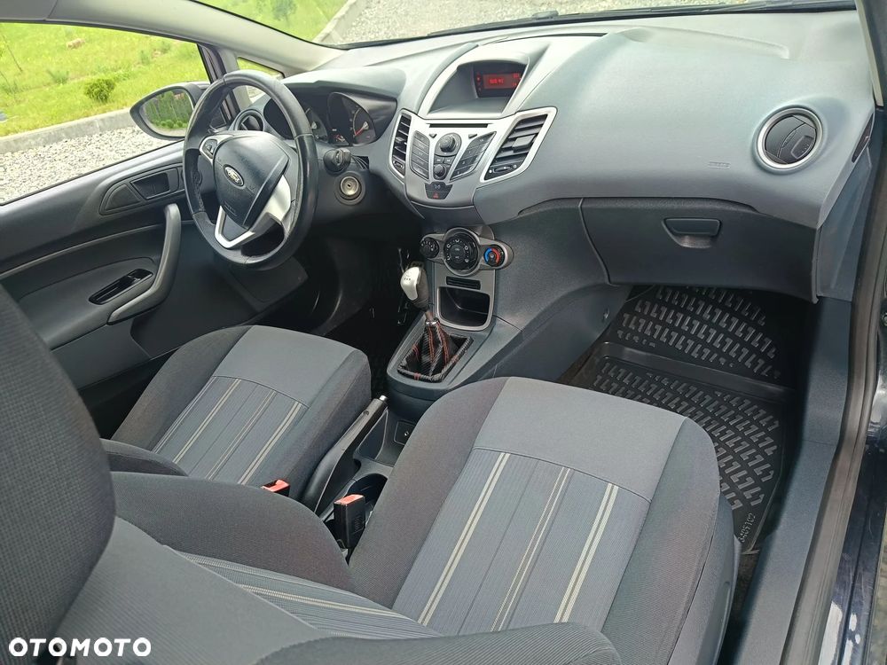 Ford Fiesta - 7