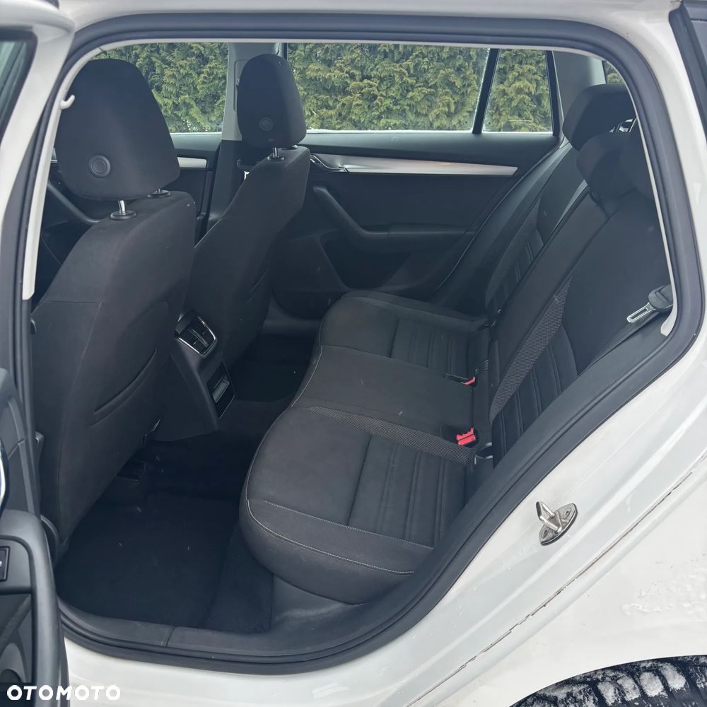 Skoda Octavia 1.6 TDI Ambition - 15