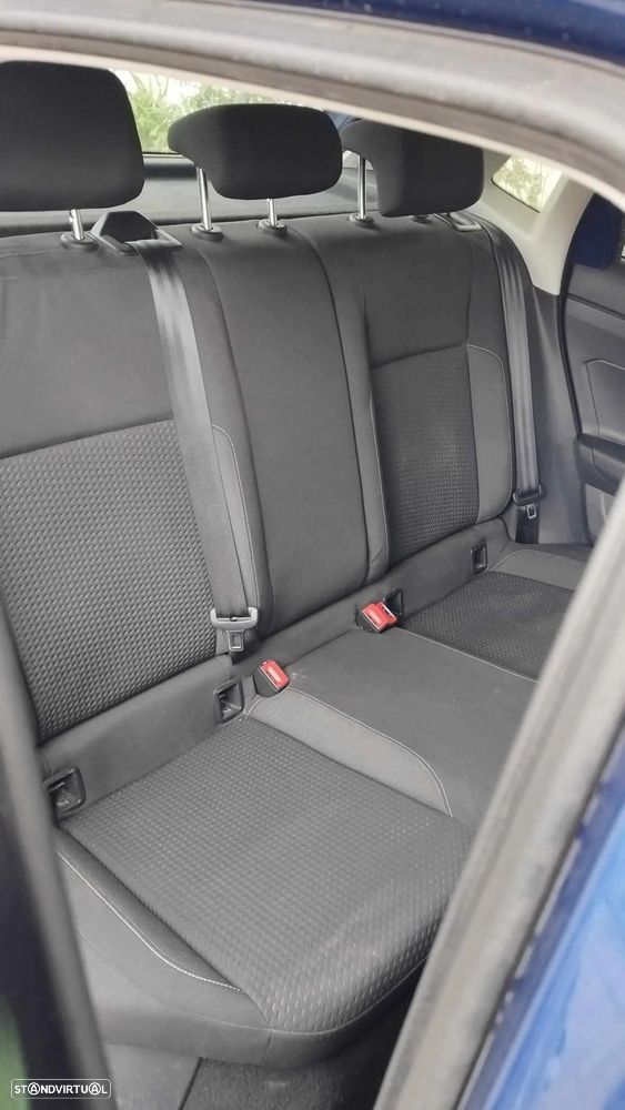 VW Polo 1.0 TSI Trendline - 12