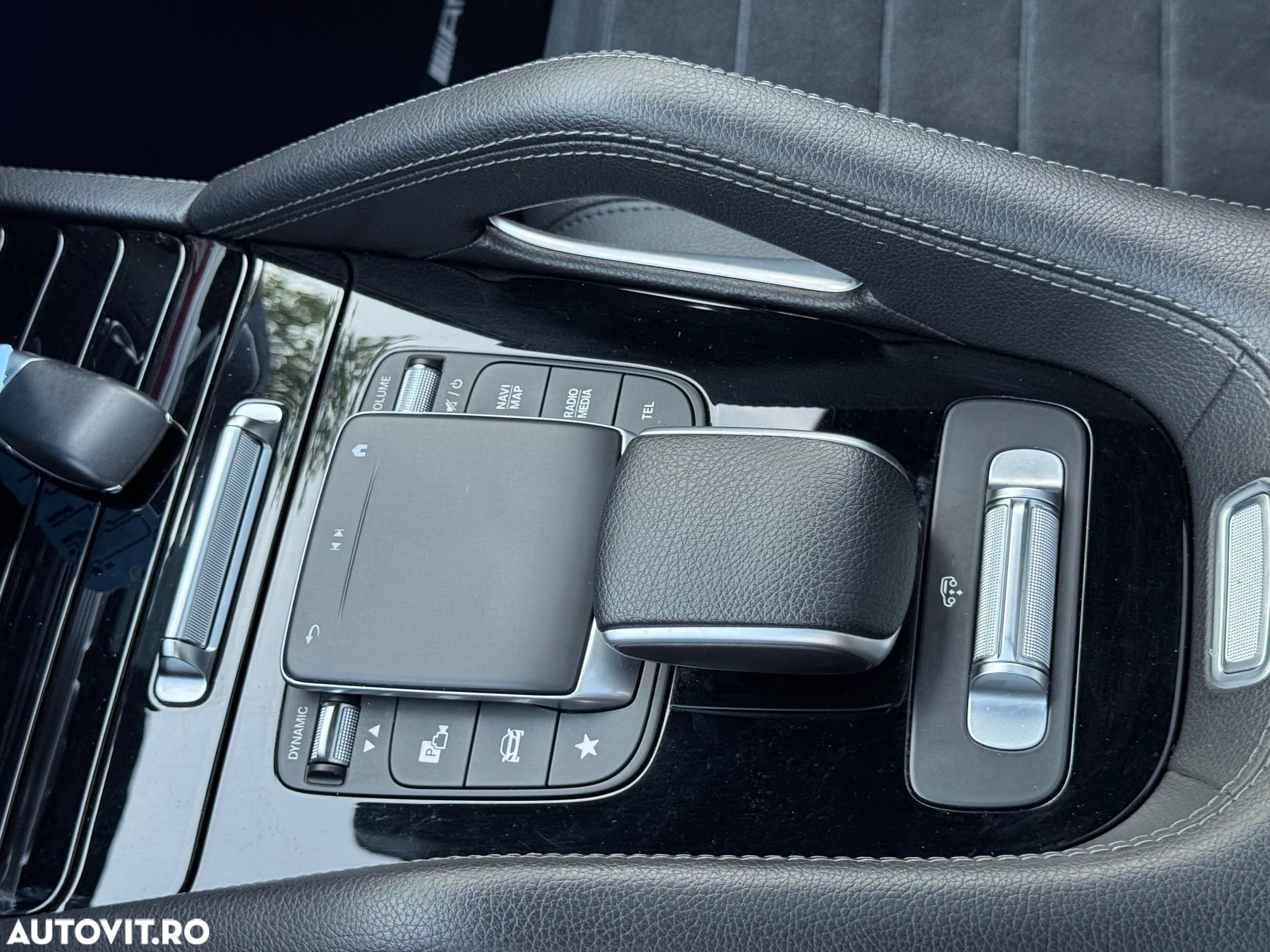 Mercedes-Benz GLE - 27