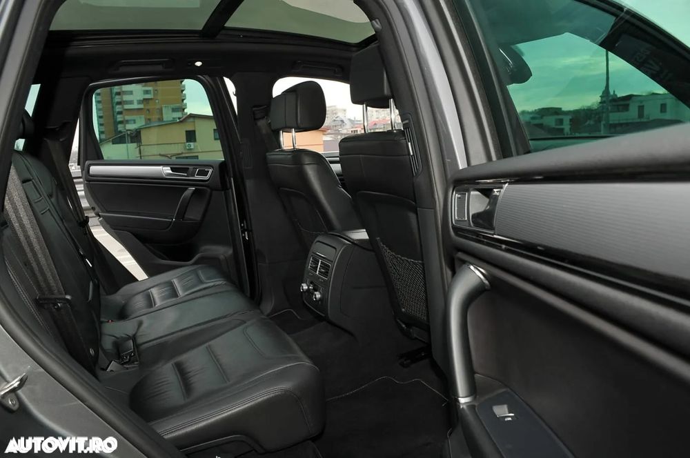 Volkswagen Touareg - 9