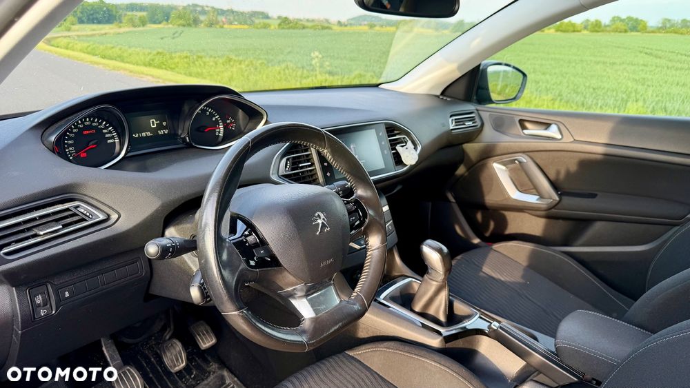 Peugeot 308 1.2 VTi/PureTech Active - 13