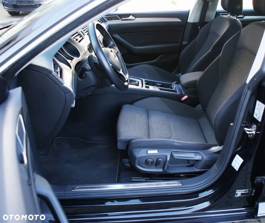 Volkswagen Arteon 2.0 TDI SCR Essence DSG - 11