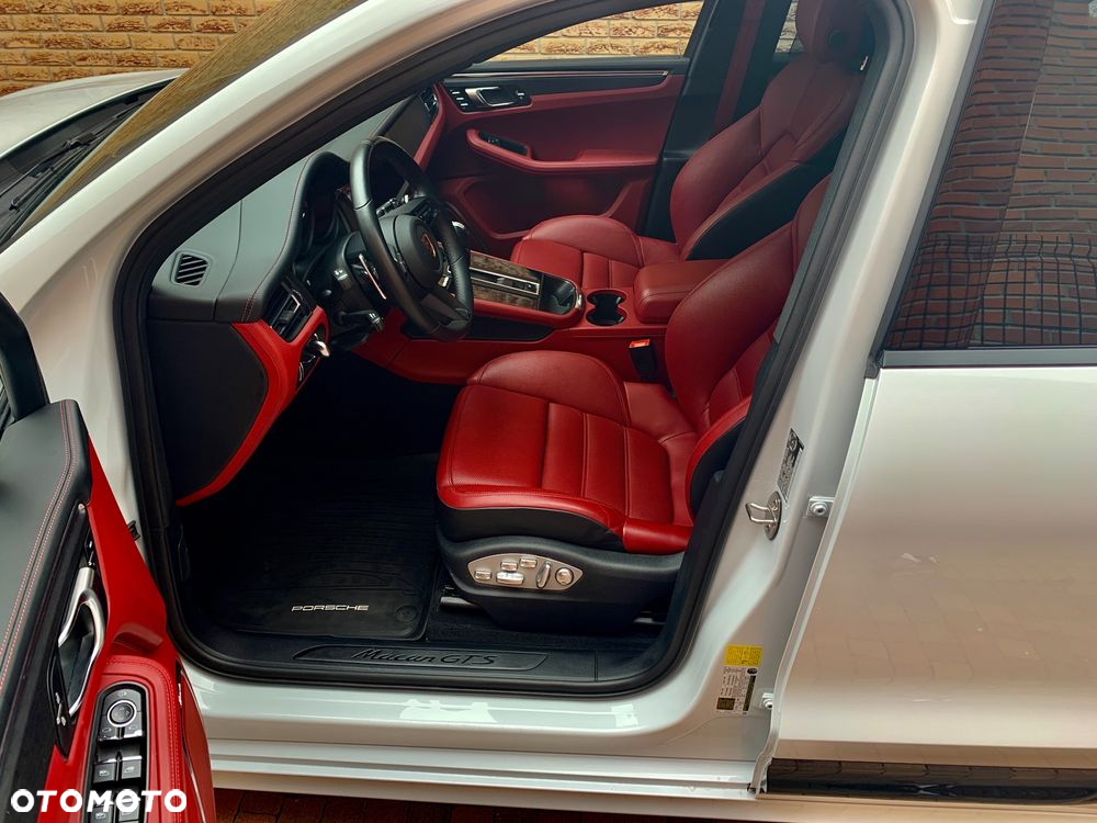 Porsche Macan GTS - 17