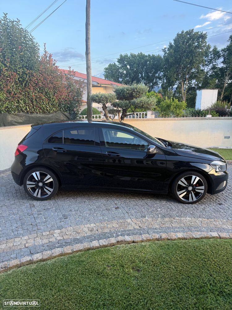 Mercedes-Benz A 180 CDI (BlueEFFICIENCY) 7G-DCT - 2