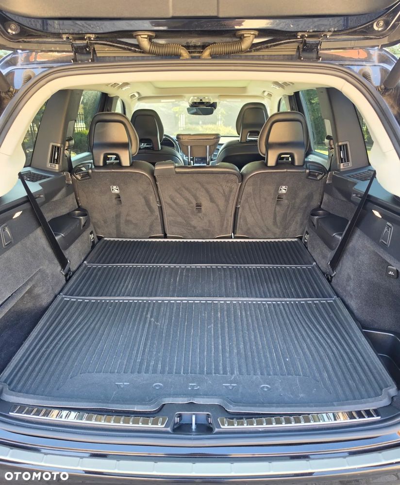 Volvo XC 90 T6 AWD Momentum 7os - 17