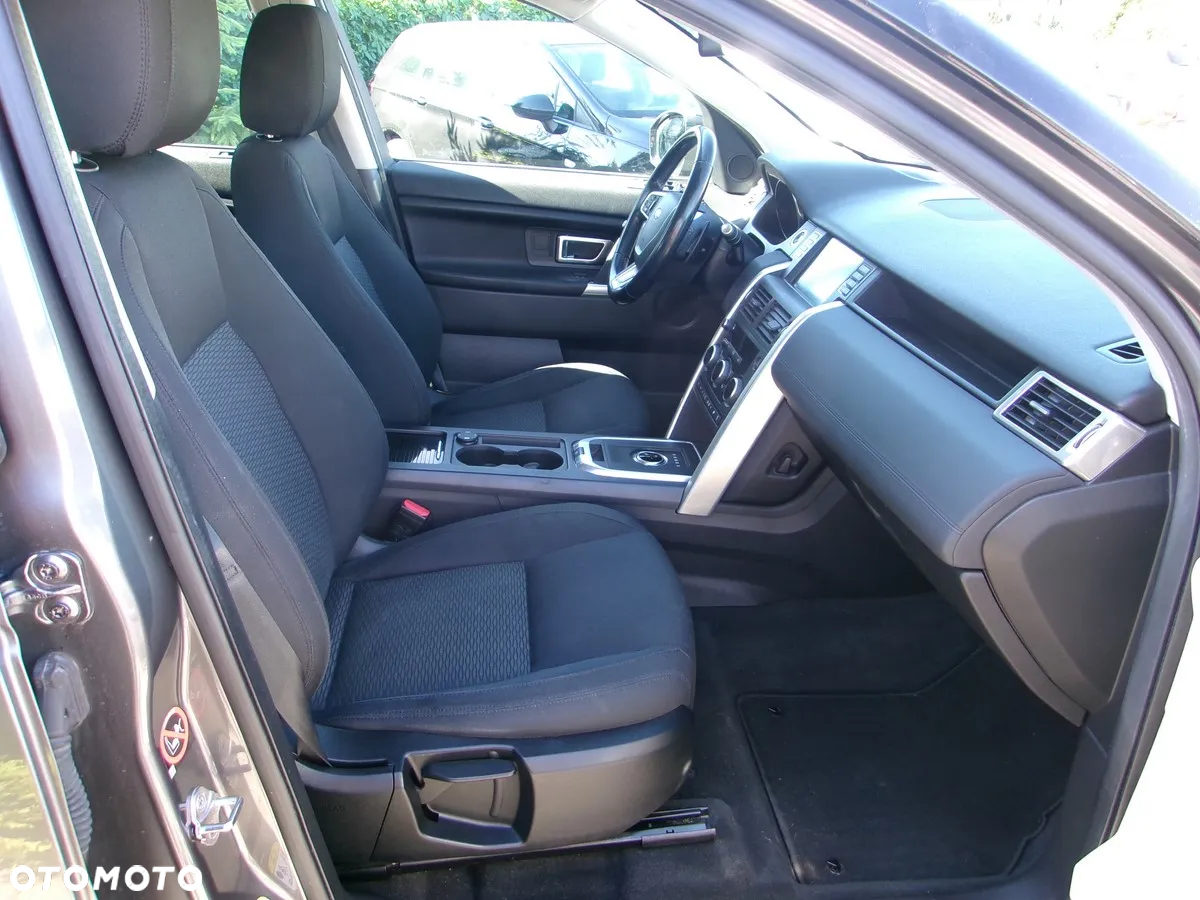 Land Rover Discovery Sport - 6