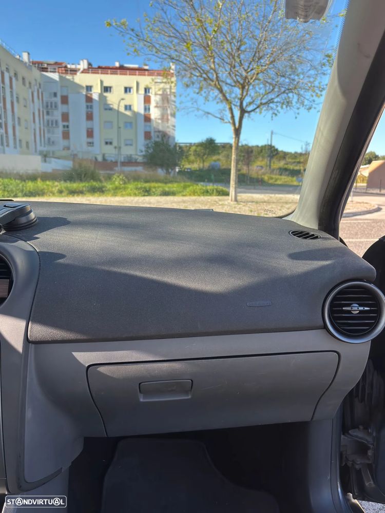 SEAT Ibiza 1.2 12V Reference - 16