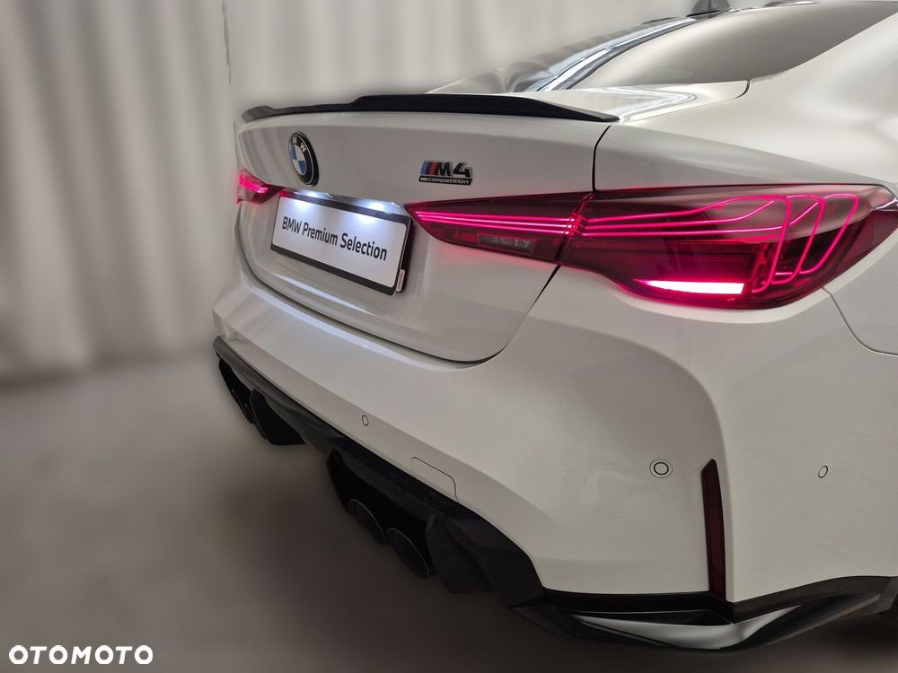 BMW M4 Competition M xDrive - 21