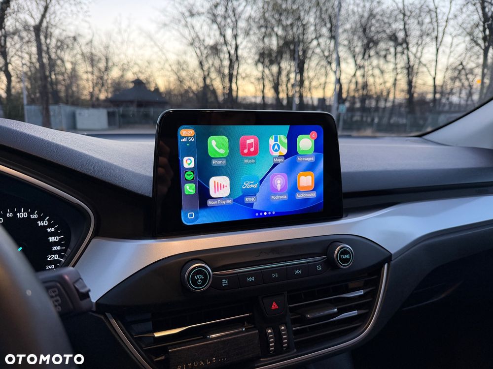 Ford Focus 1.0 EcoBoost Titanium - 10