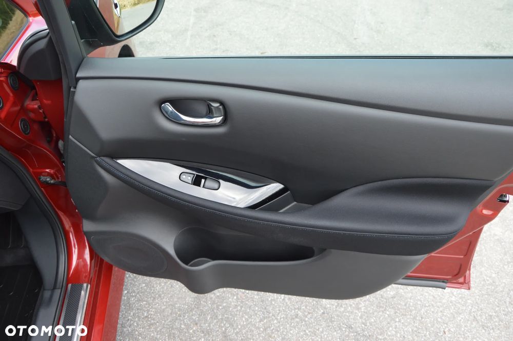 Nissan Leaf 40kWh N-Connecta - 28