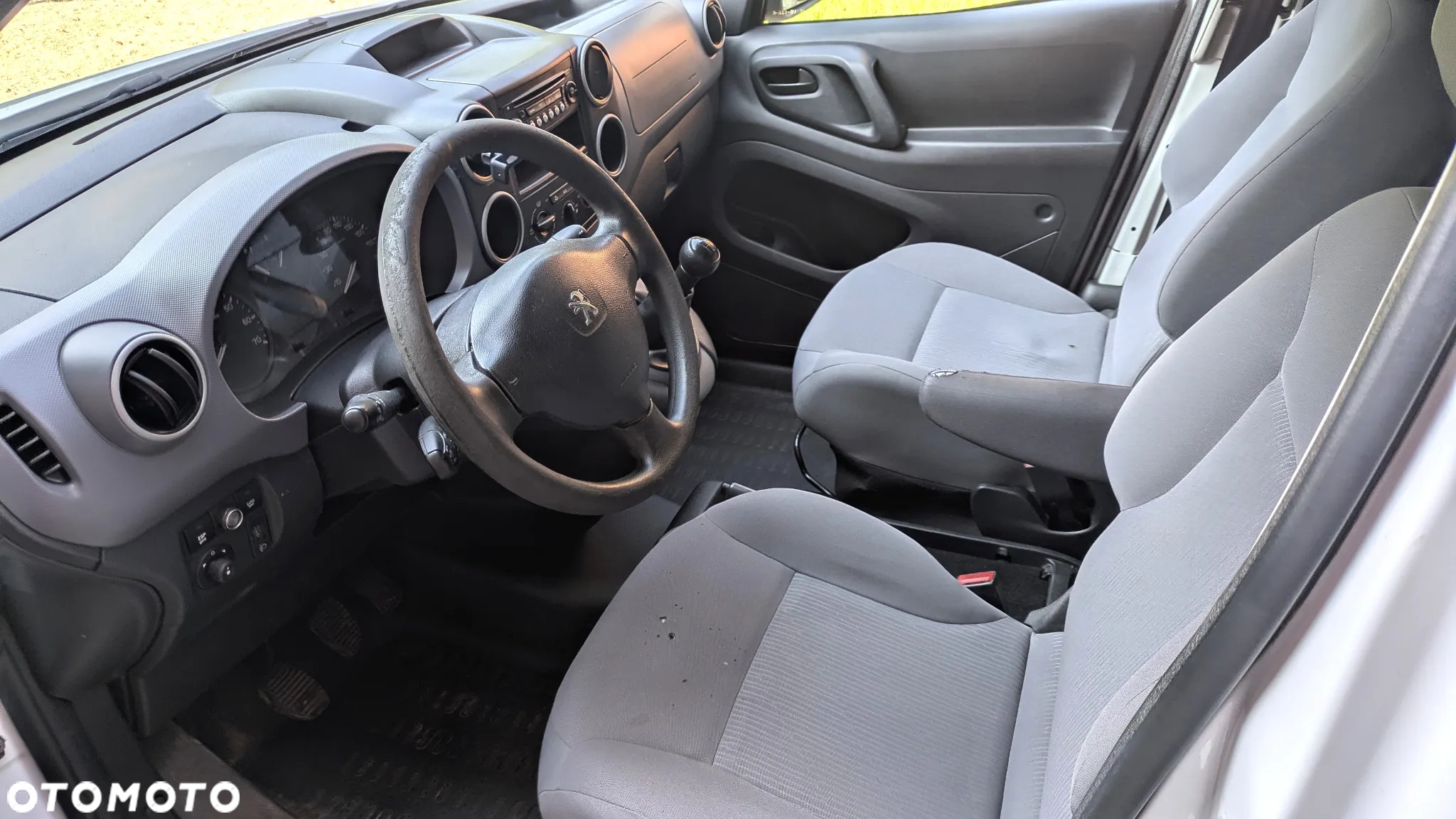 Peugeot Partner - 8