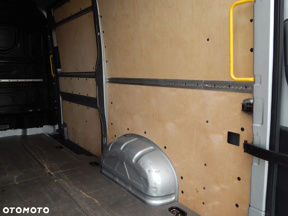 Volkswagen Crafter L2H2 2.0TDI 140KM Super-stan _POLECAM - 26