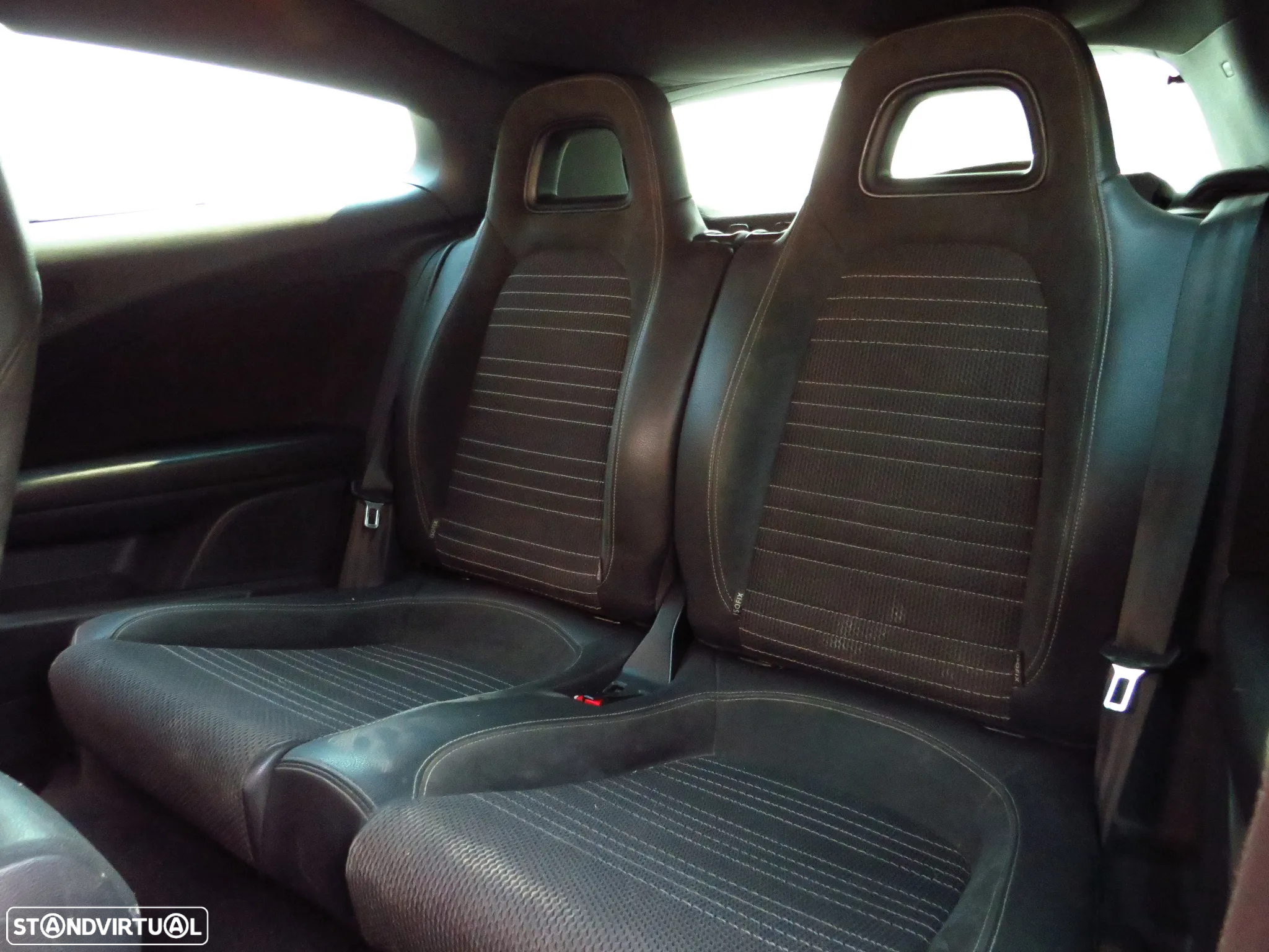 Volkswagen Scirocco 2.0 103Cv de 2008 - Peças Usadas (9585) - 7