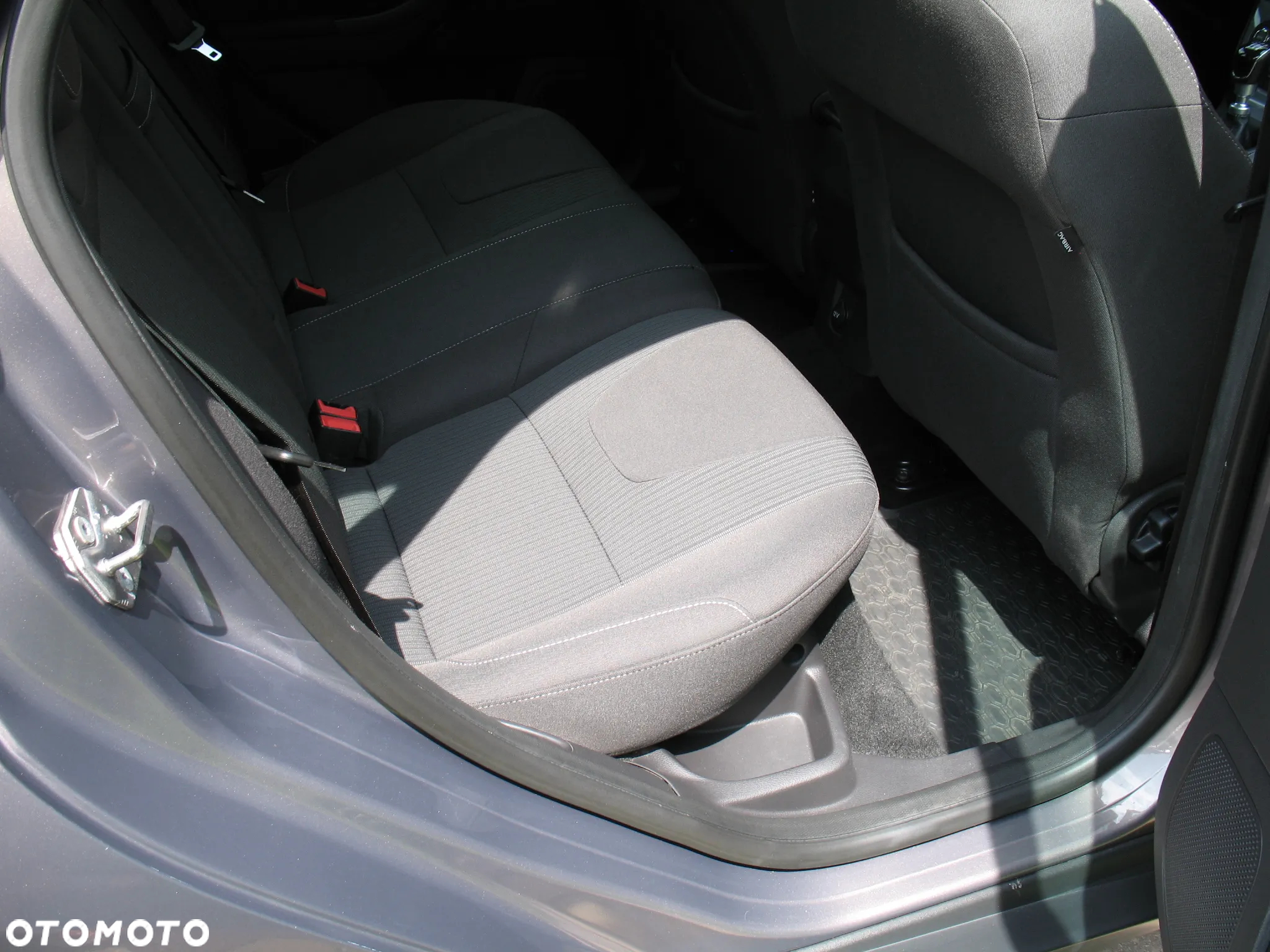 Ford Focus 1.6 EcoBoost Titanium - 17