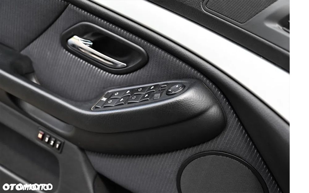 BMW Seria 5 - 29