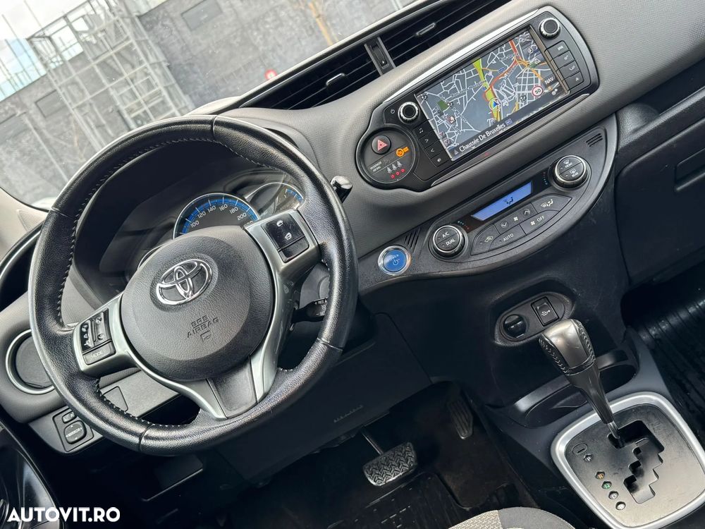 Toyota Yaris 1.5 VVT-i Style - 8