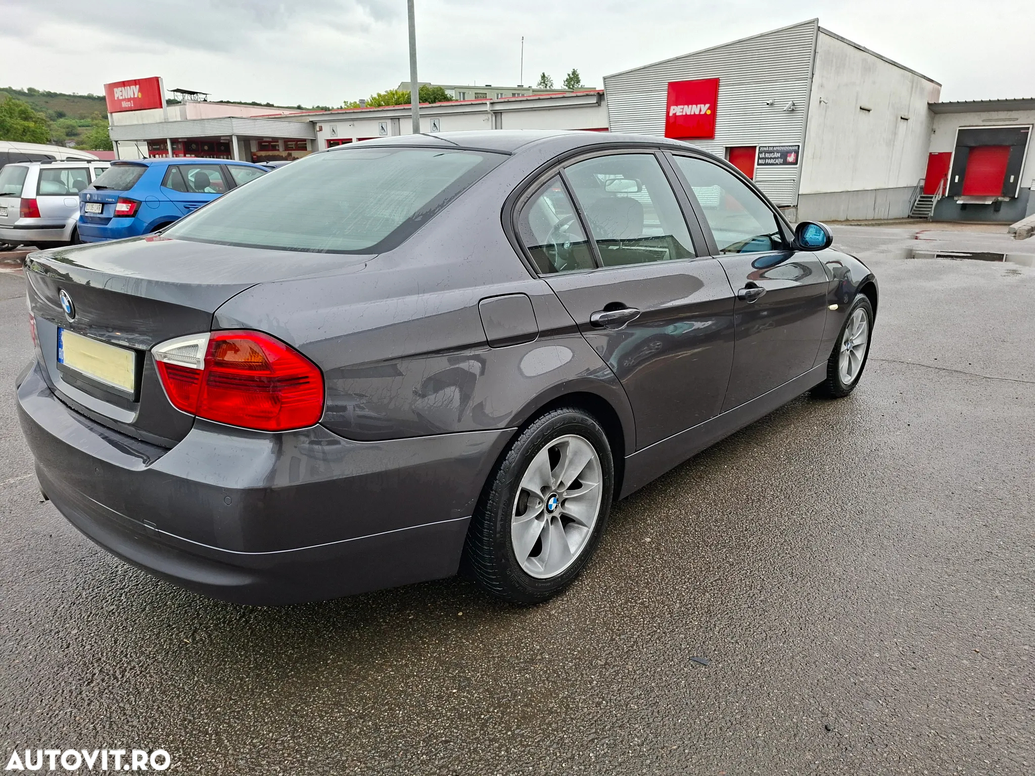 BMW Seria 3 318d - 3