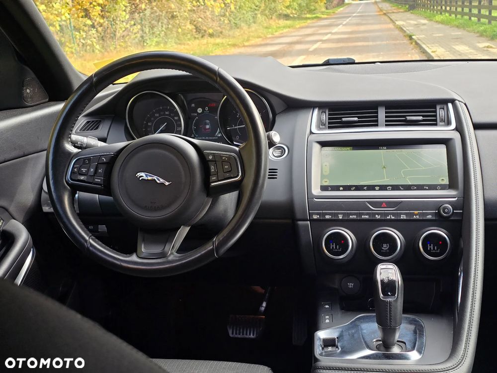 Jaguar E-Pace 2.0 i4D AWD HSE - 27