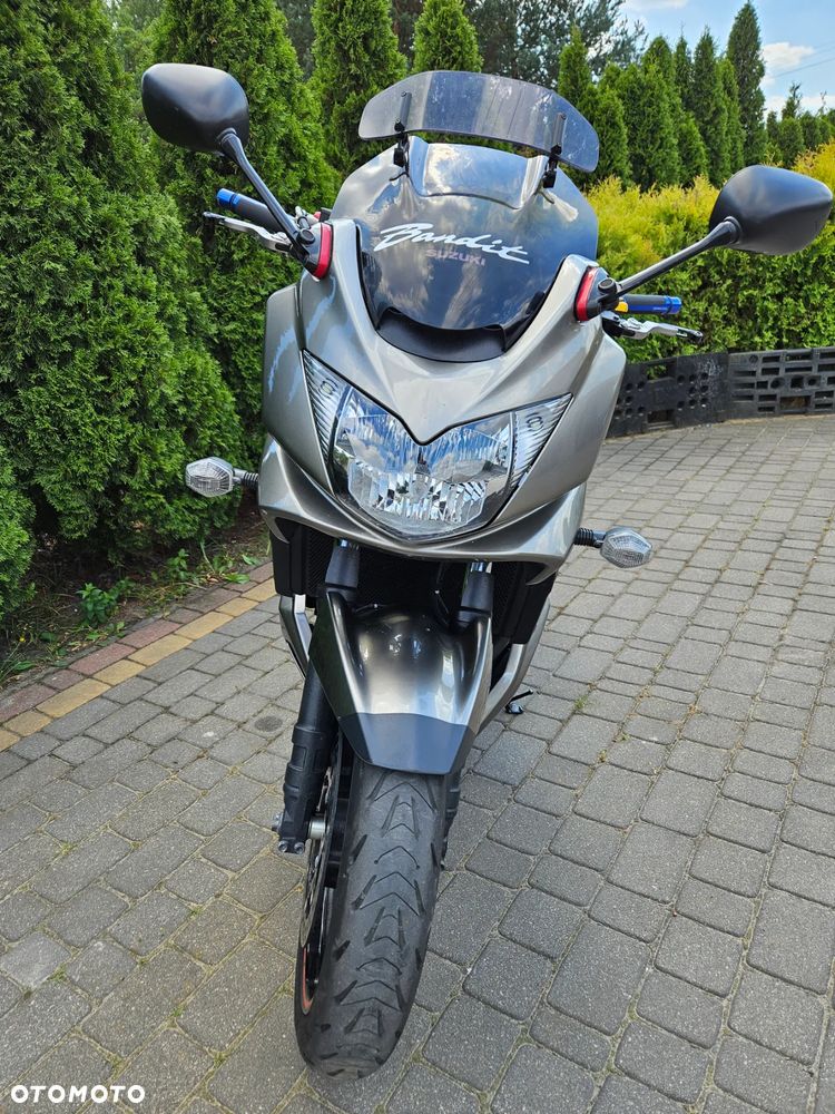 Suzuki Bandit - 24