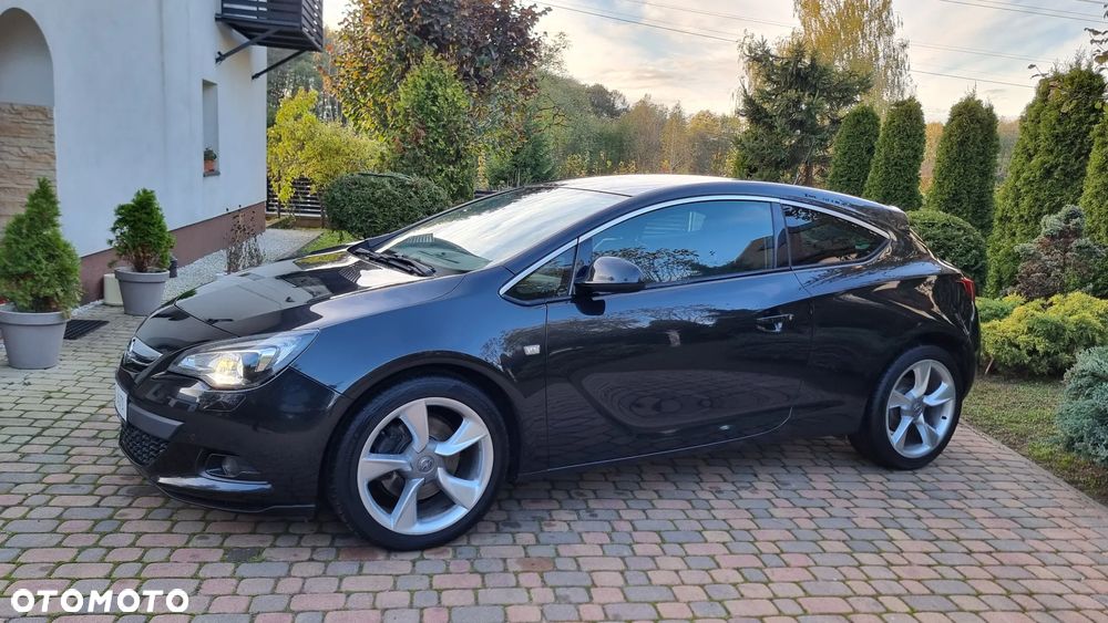 Opel Astra GTC 1.4 Turbo Innovation - 23