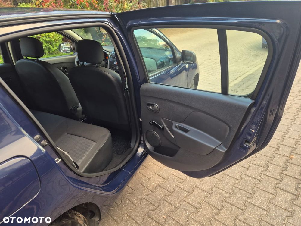 Dacia Sandero 1.2 16V 75 Ambiance - 25