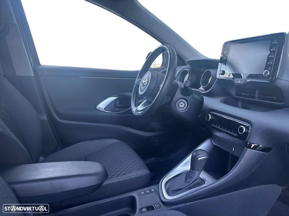 Toyota Yaris - 7