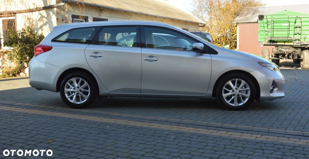 Toyota Auris - 8