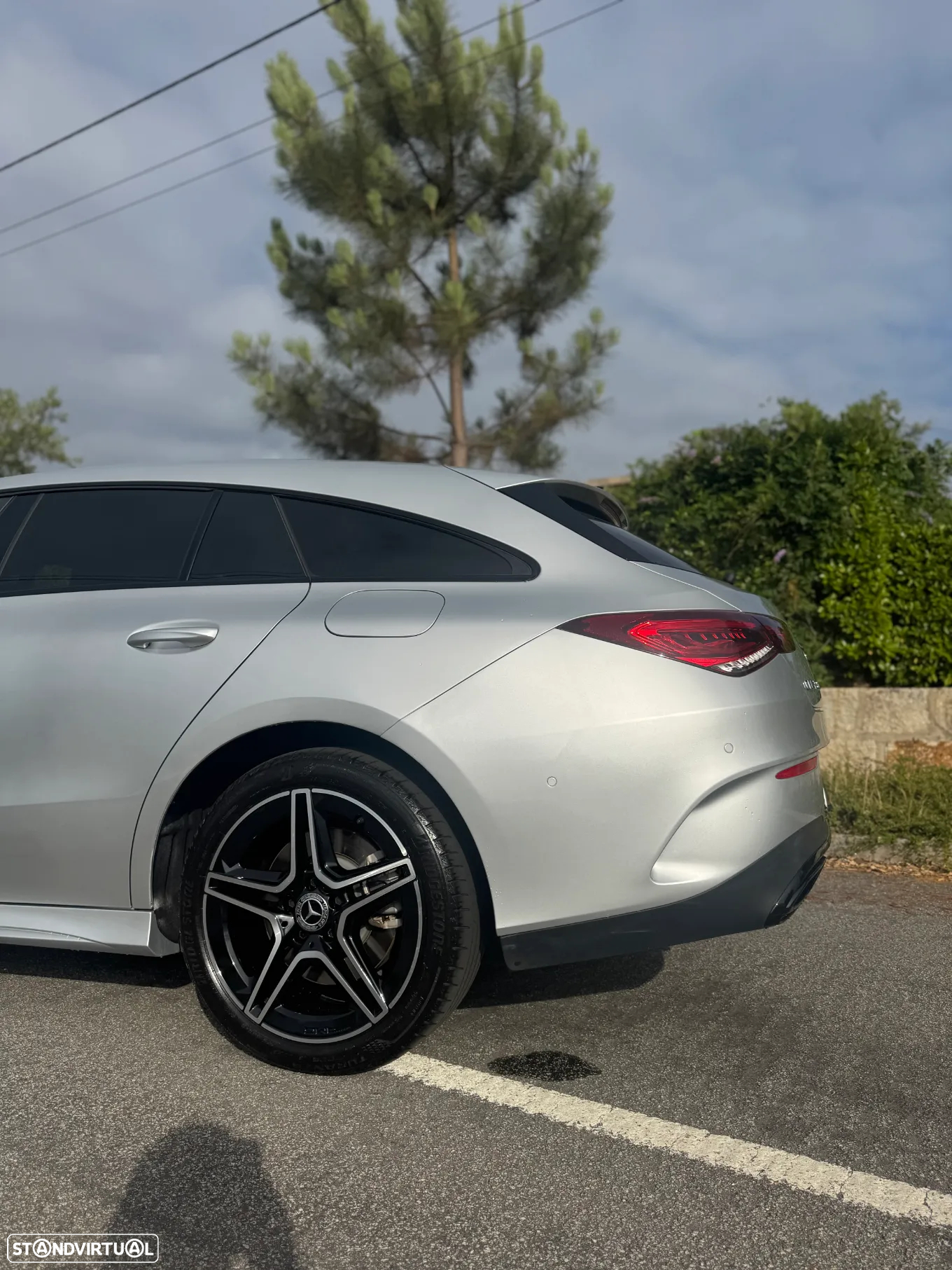 Mercedes-Benz CLA 250 e Shooting Brake AMG Line - 8