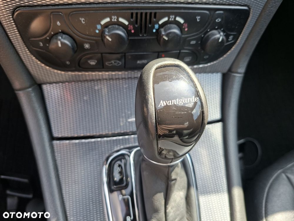 Mercedes-Benz CLK - 23