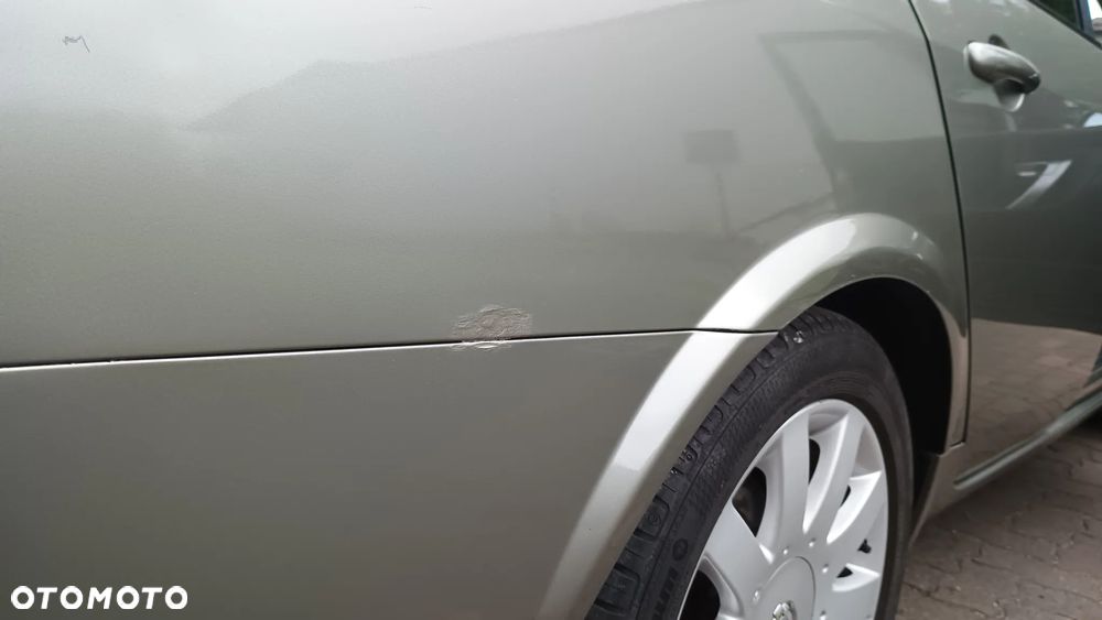 Nissan Primera - 18