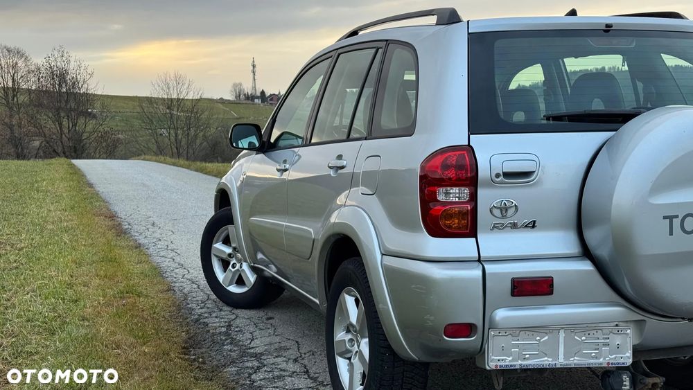 Toyota RAV4 D-4D 4x4 Executive - 6