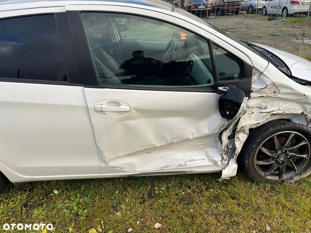 Toyota Yaris 1.5 VVT-i Style - 16